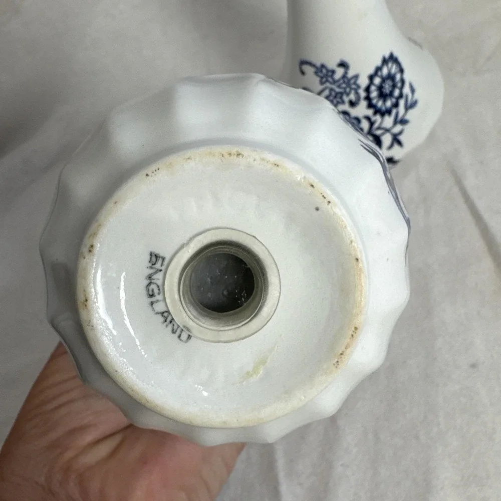 Vintage J&K Meakin Blue Onion Salt & Pepper Shaker Set 5.25